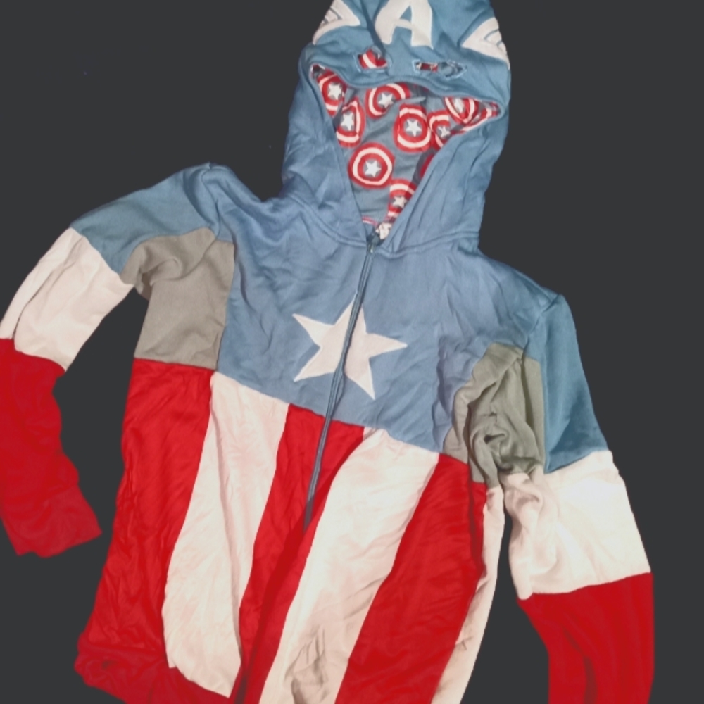 Marvel Captain America hoodie wich doubles as the mask